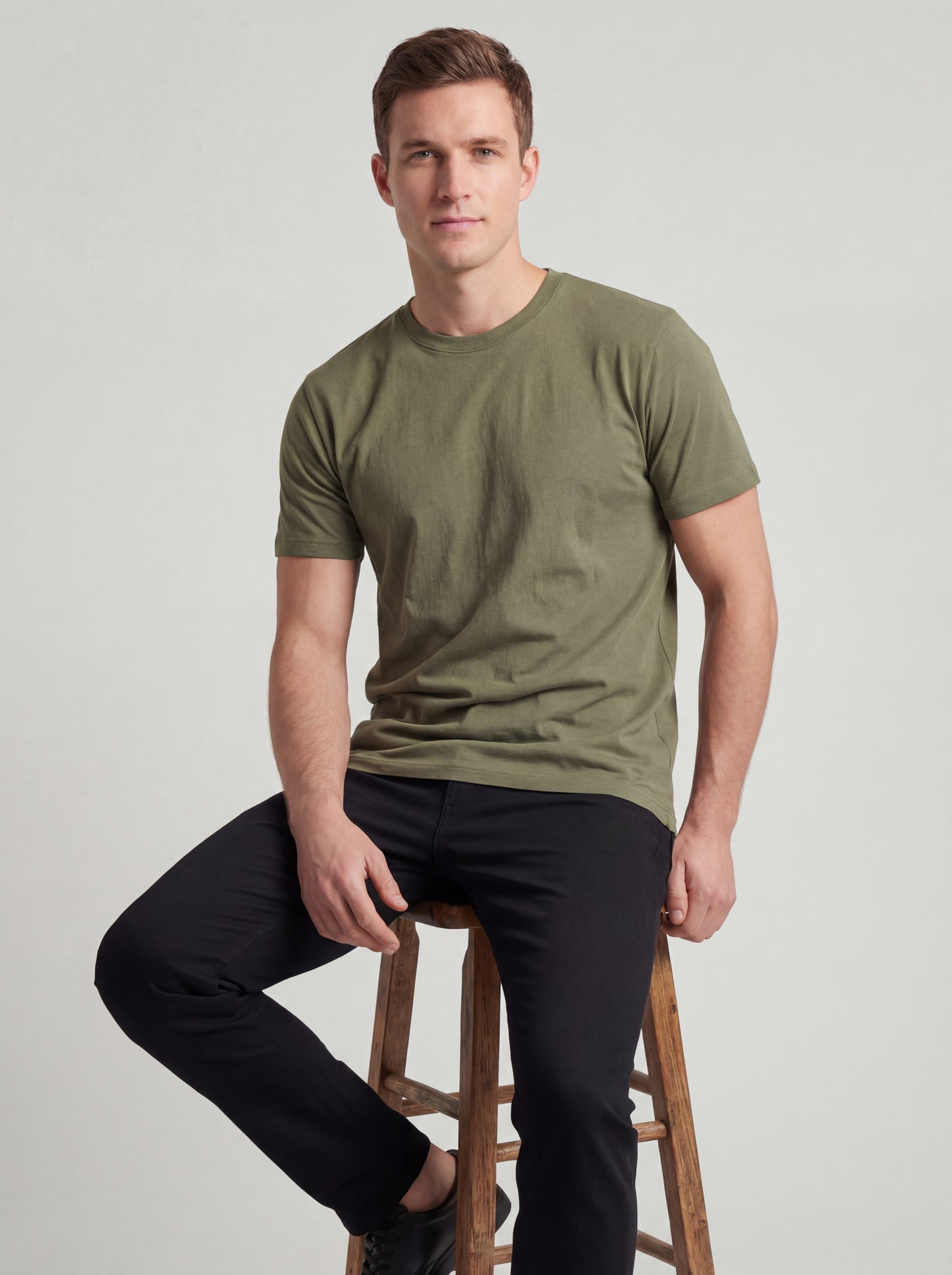 Biacas Essential Olive Green T-Shirt – Contemporary Everyday Fit