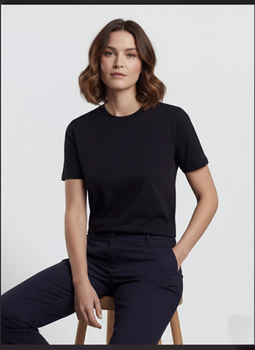 Biacas Essential Black T‑Shirt – Premium Minimal Fit